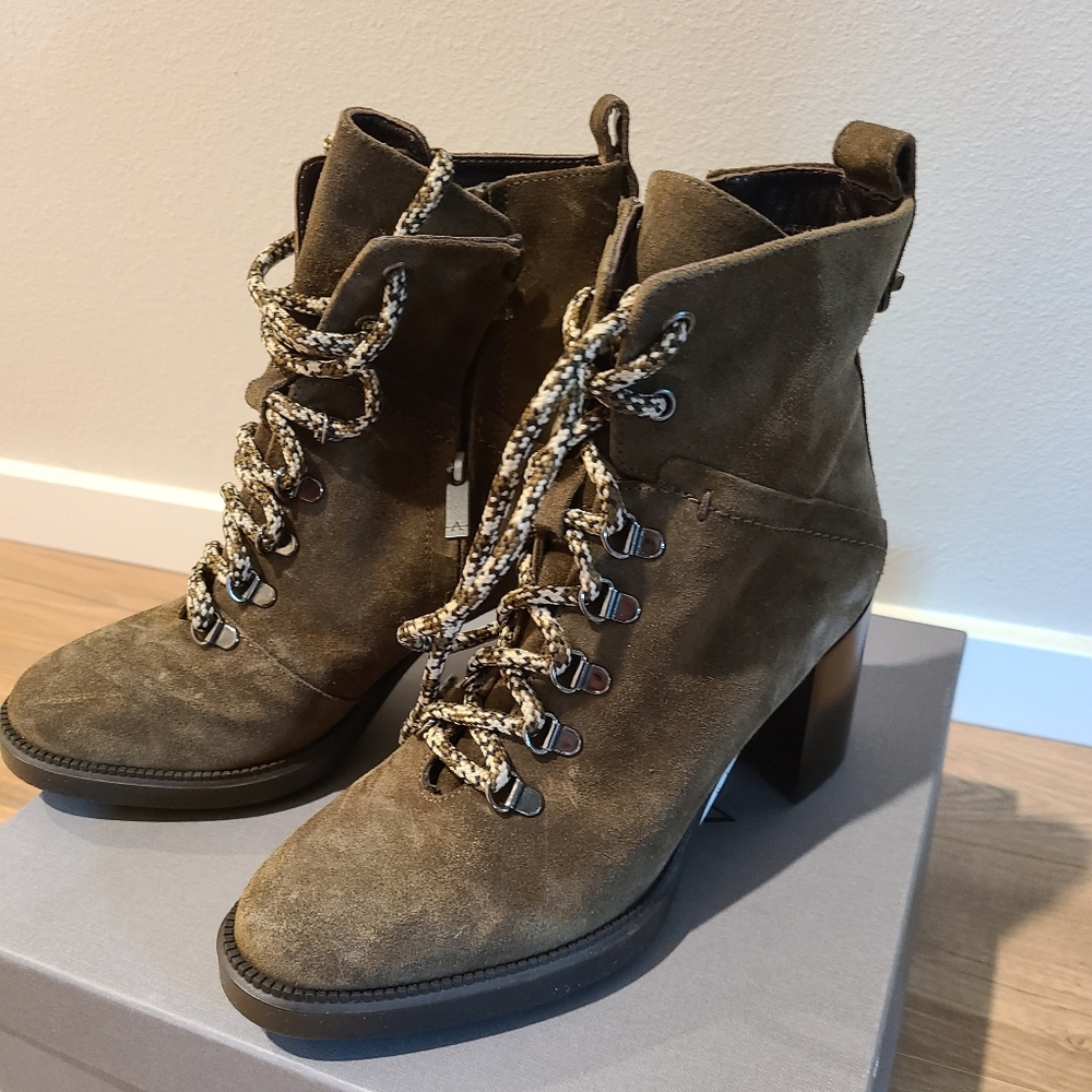 Womens booties/Aquatalia